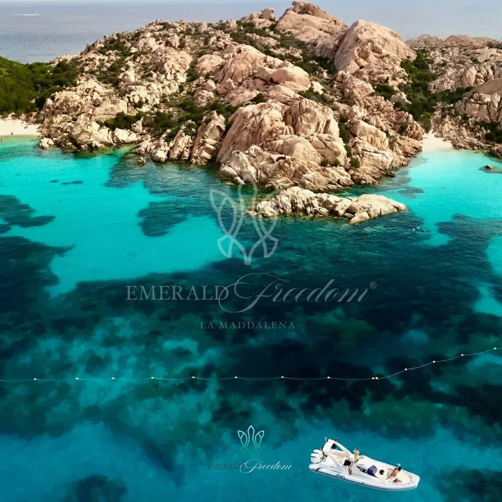 Sardegna Best in Travel 2026 - Lonely Planet Emerald Freedom La Maddalena