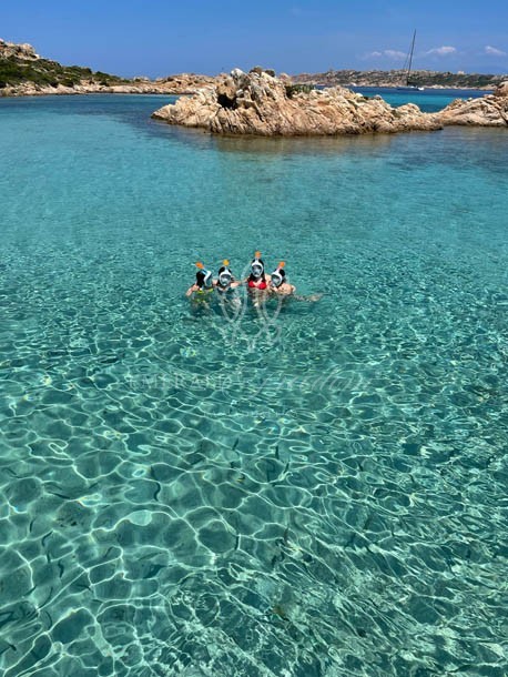 boat-tour-experience-at-thaiti-beach-caprera-island-sardinia-with-emeral-cruises-2