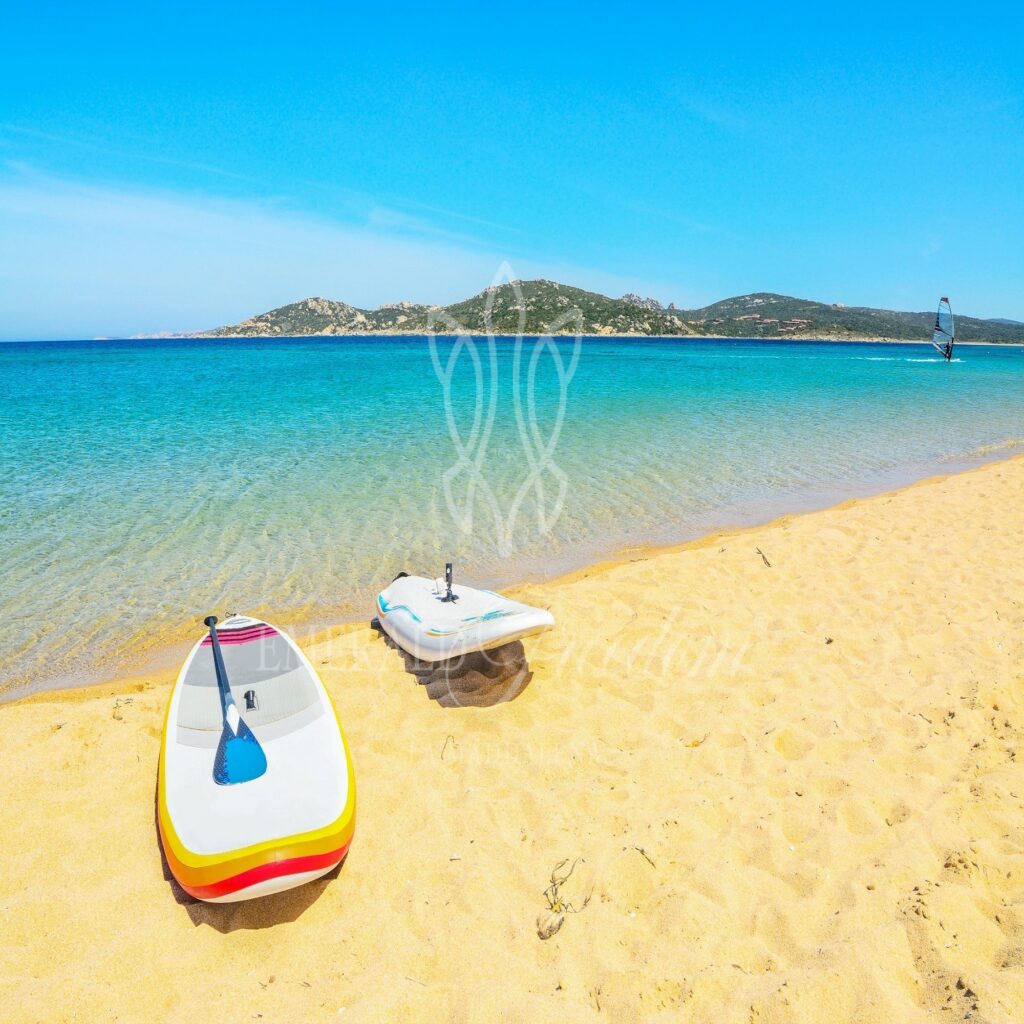 windsurf e kitesurf isola dei gabbiani sardegna